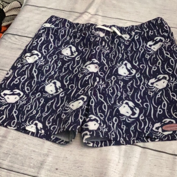 NEW Vineyard Vines Boy's Chappy Crab Swim Trunks